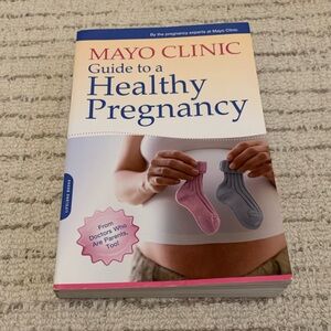 Mayo Clinic Guide to a Healthy Pregnancy book